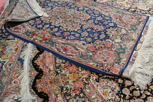 برای بافت قالی چه وسایلی مورد نیاز است ؟