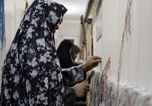 صنعت فرش دستباف یزد نیازمند حمایت مسئولان