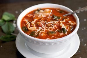 سوپ لازانیا پیش غذایی کاملا متفاوت و خوشمزه