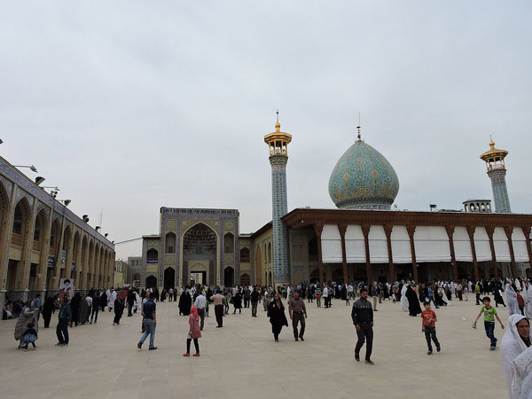 شاه چراغ شیراز یکی از مهم ترین بناهای مذهبی ایران