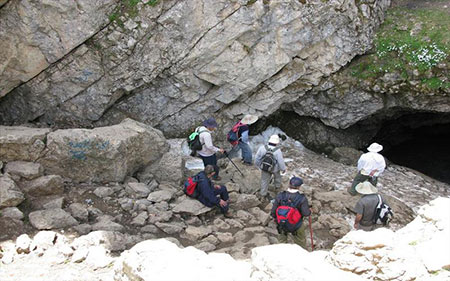 غار درفک یکی از زیبایی های استان گیلان