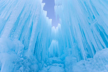 پارک یخی کانادا از جالب ترین جاذبه های یخی در جهان