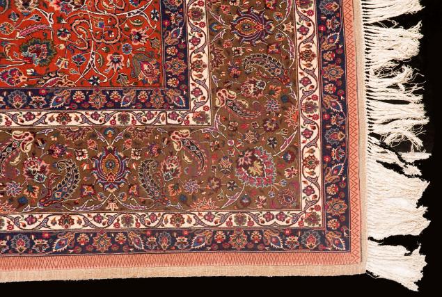 عباسقلی صابر تولید کننده بنام فرش مشهد